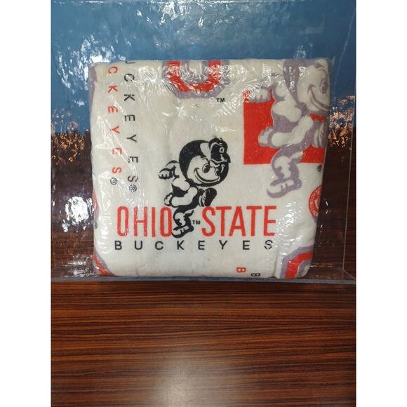 Vintage Ohio State Buckeyes 45×66 Throw/Blanket Sealed USA Football Sports Fun - Picture 3 of 9